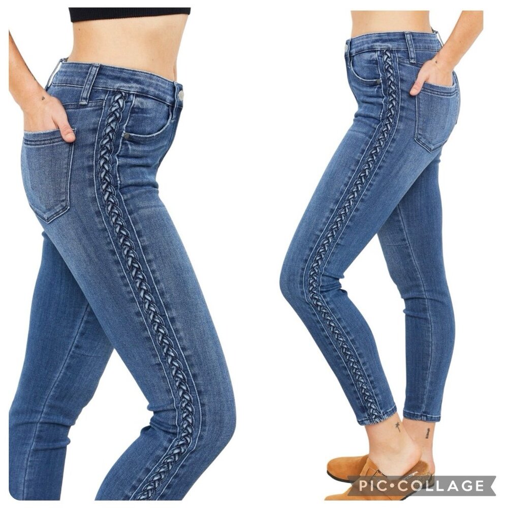 Judy Blue Women Size 15/32 Jeans Relaxed Fit Braided Detail Blue Stretch - Picture 2 of 16